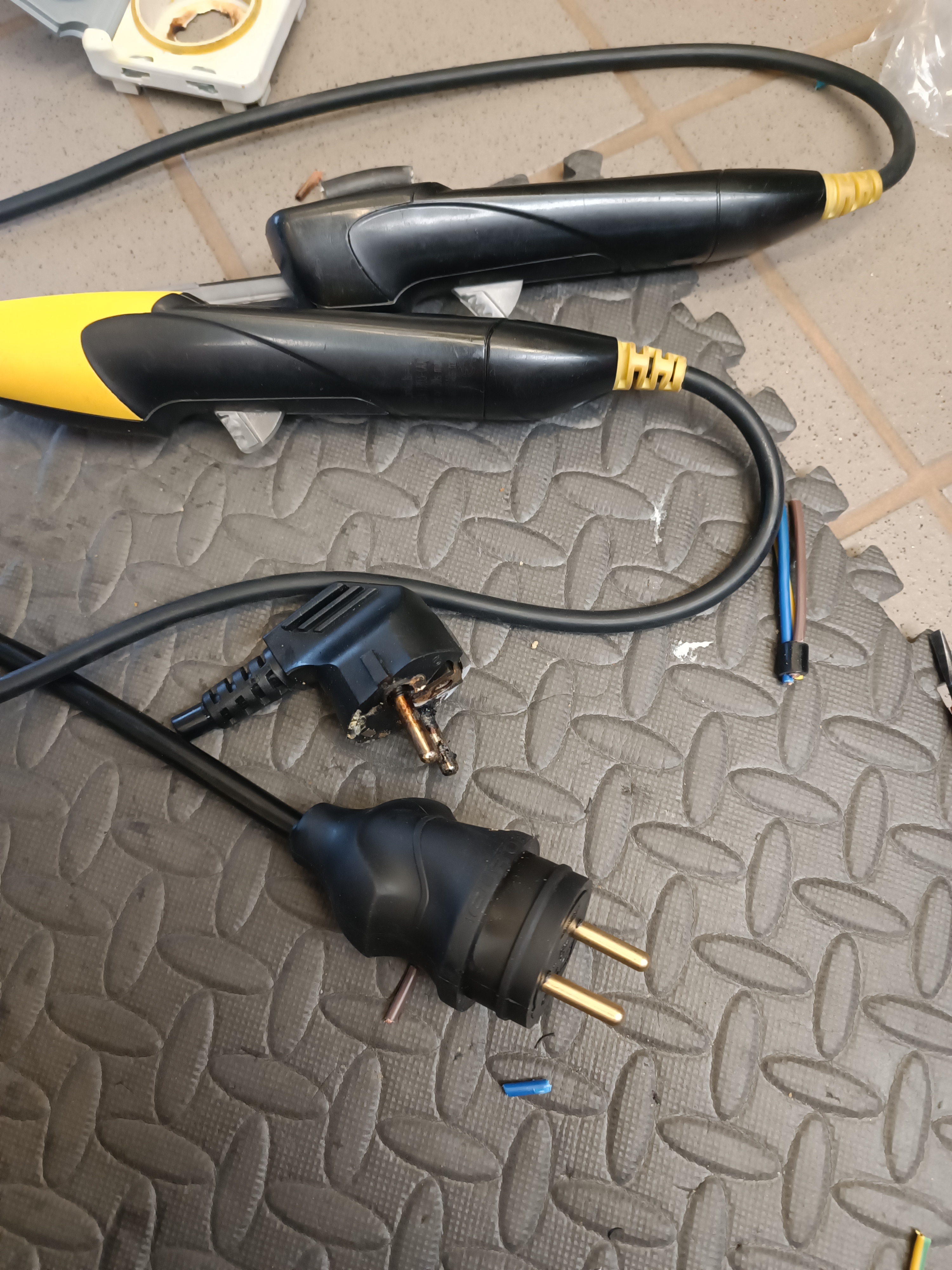 Réparation fuite eau urgente - Lawan multiservices