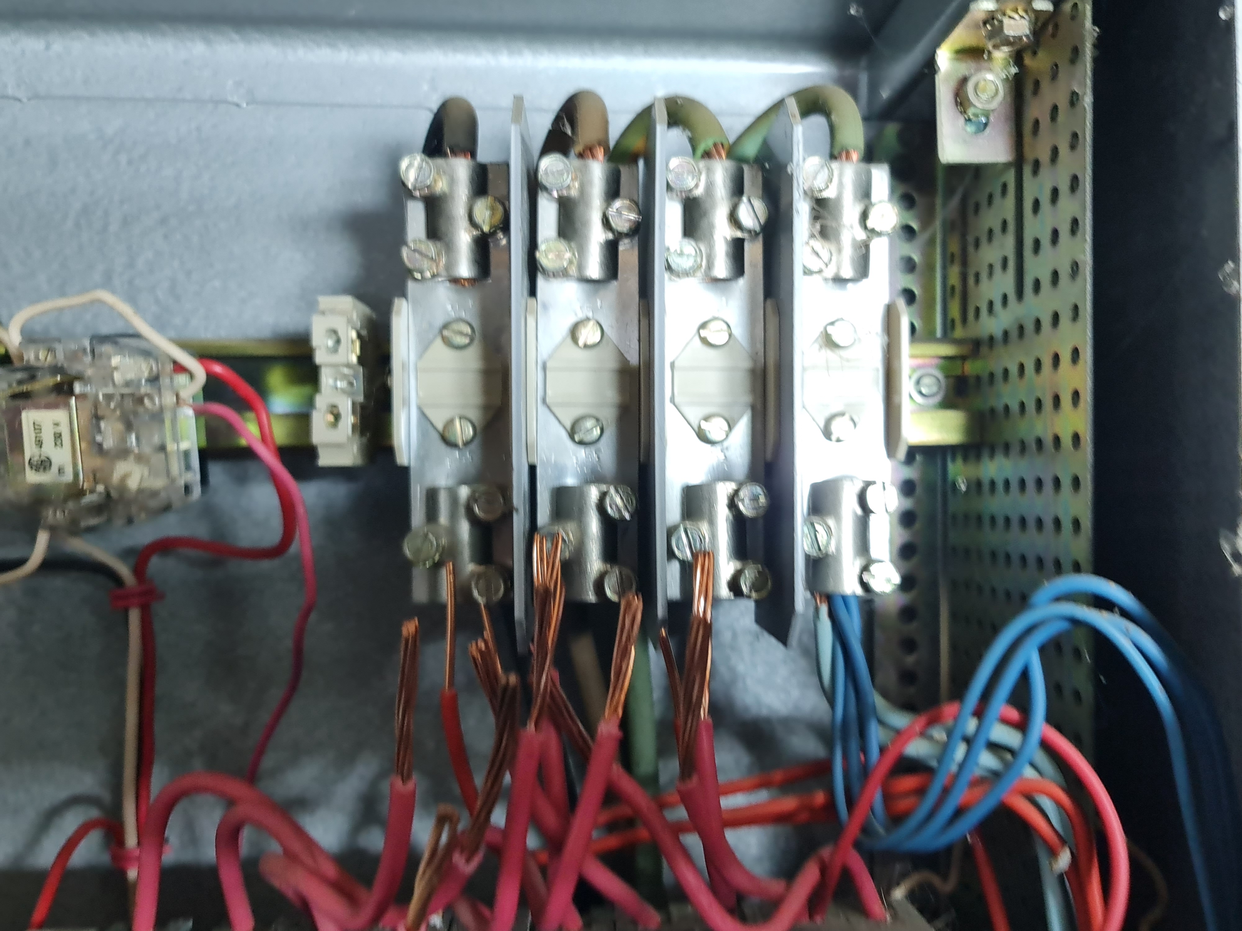 Pose robinetterie salle de bain - Lawan multiservices